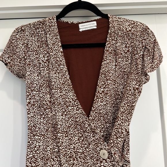 Urban Outfitters Romper - Picture 2 of 3